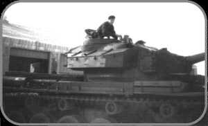 GUN1.JPG (5755 bytes)